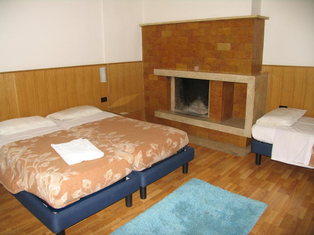 Hotel Oasi Trento Ngoại thất bức ảnh