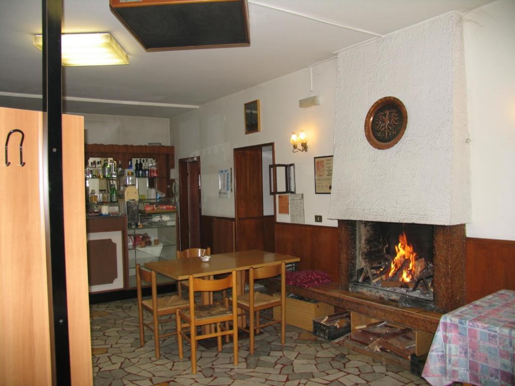 Hotel Oasi Trento Ngoại thất bức ảnh