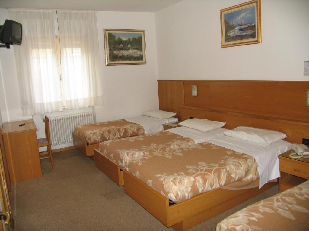 Hotel Oasi Trento Phòng bức ảnh