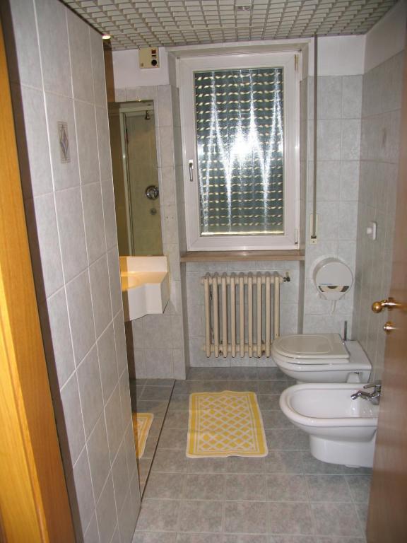 Hotel Oasi Trento Phòng bức ảnh
